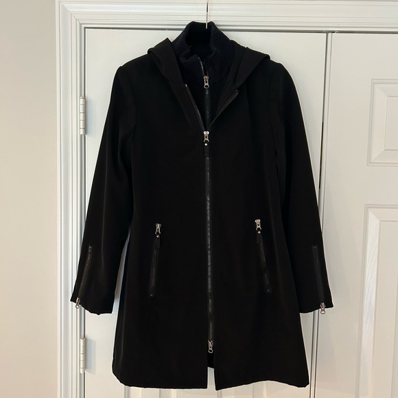 Anne Klein Jackets & Blazers - Anne Klein Black Coat/Raincoat with Hood